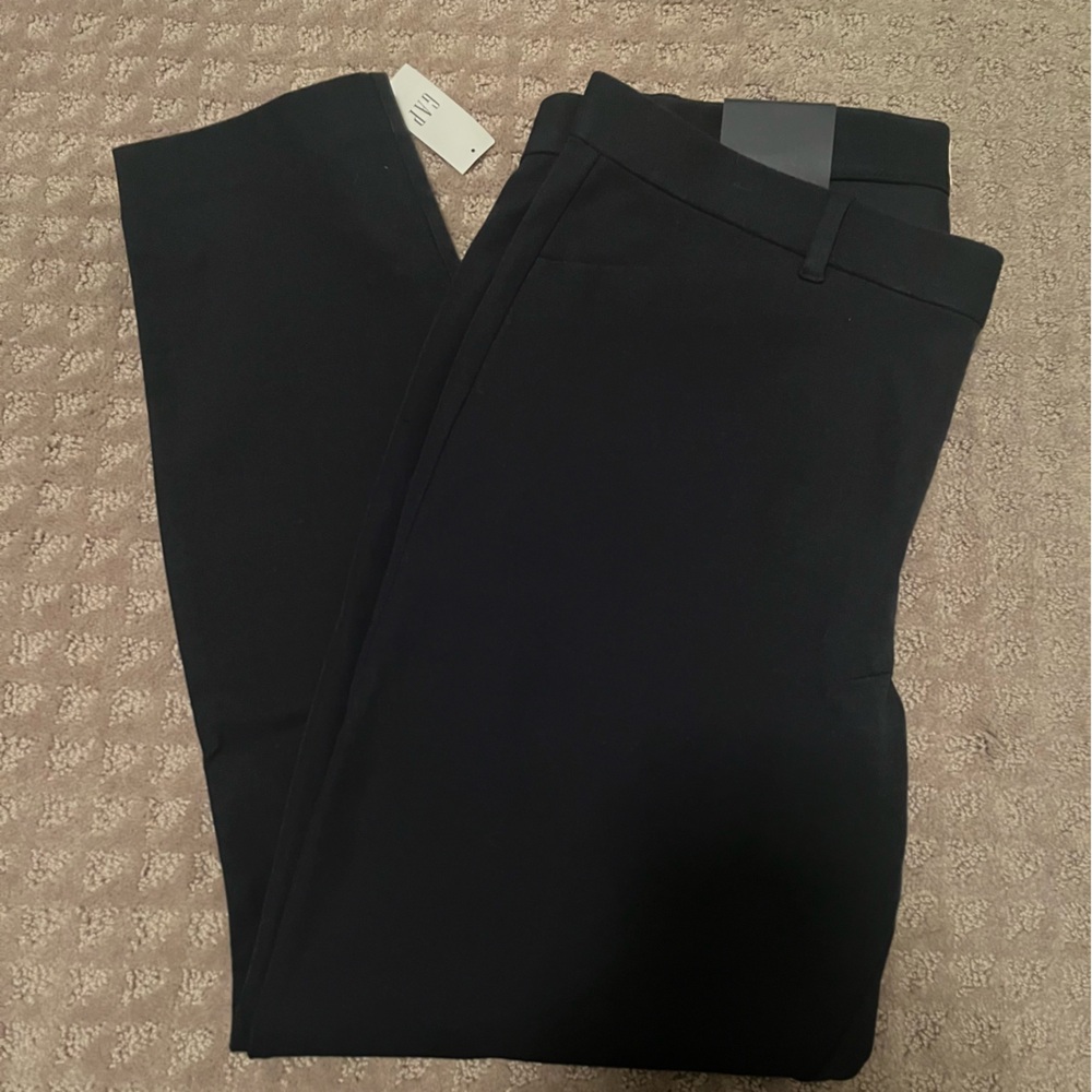Mid Rise Gap Skinny Ankle Pant, Women’s. size 14, NWT